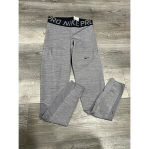 Nike Women's Pro Legging , Dri-Fit 7/8 Crop Athletic Leggings gray